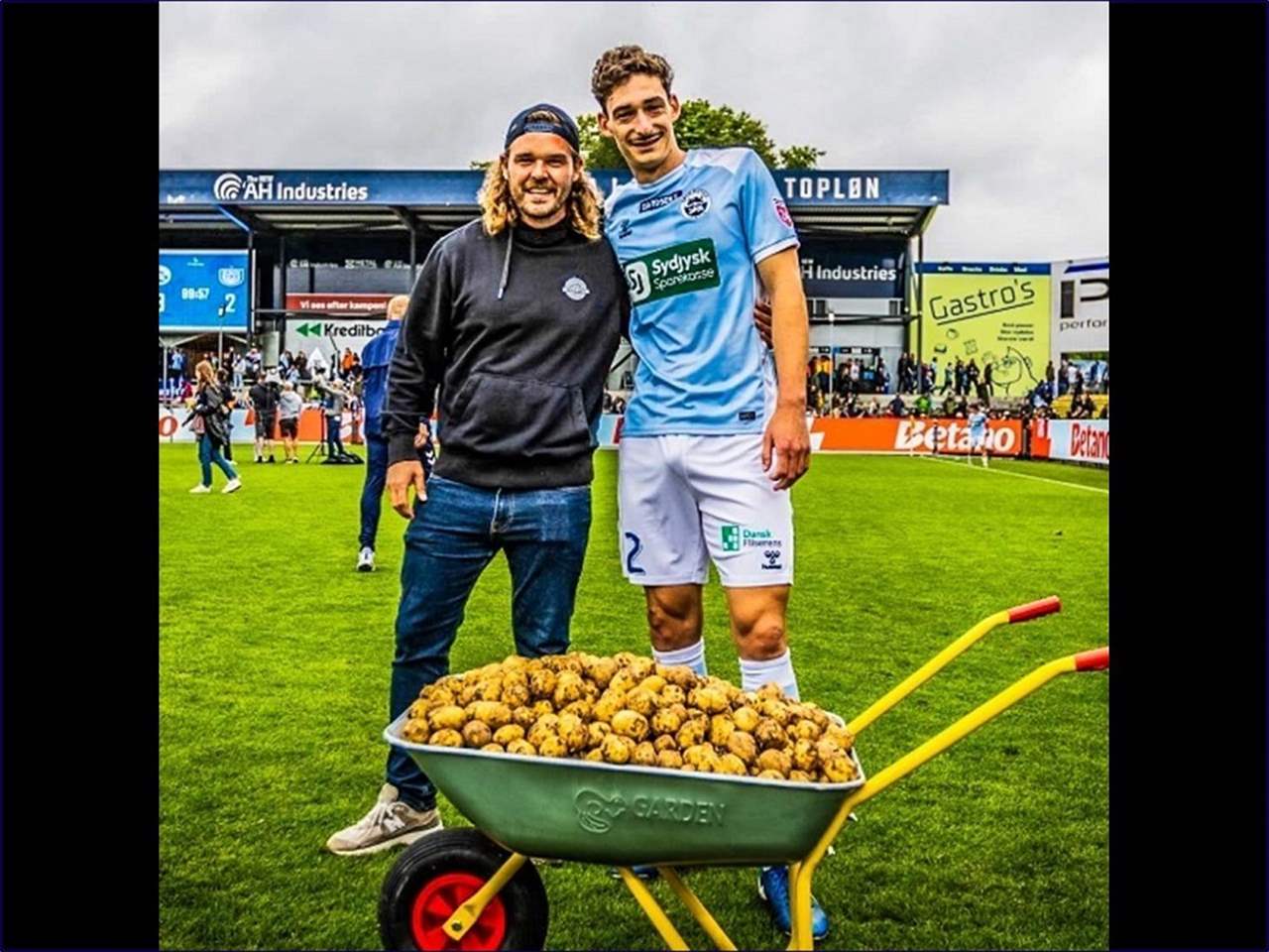 هدية رجل المباراة: 55 كيلوغراما من البطاطا!