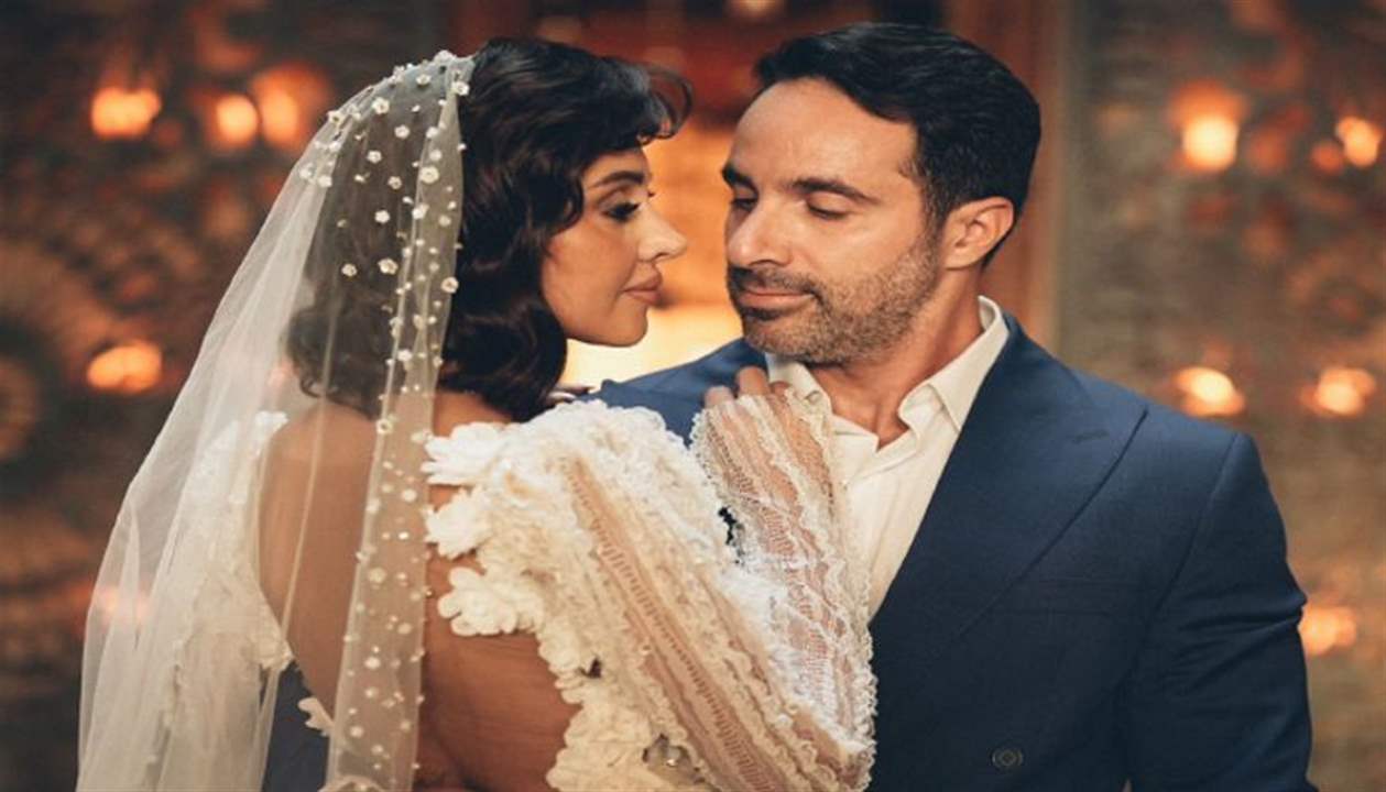 بطريقة غير مباشرة.. احمد عبد العزيز زوج ياسمين رئيس يرد على انباء انفصالهما 