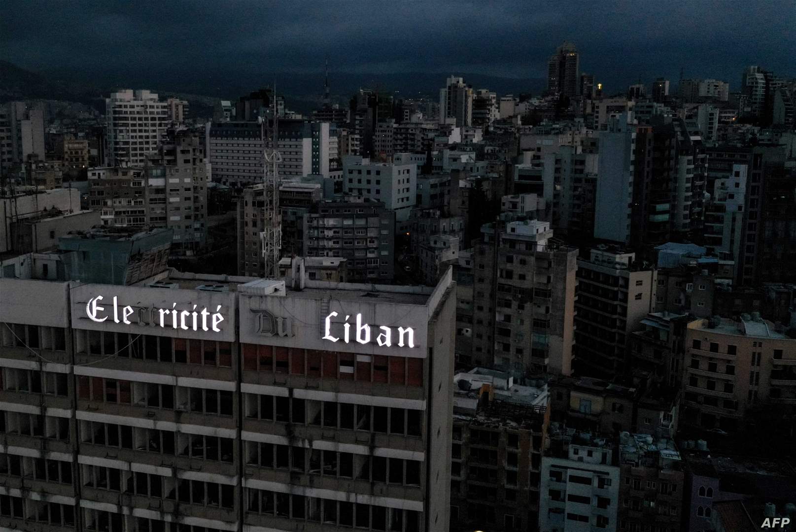 انقطاع شامل للكهرباء في لبنان