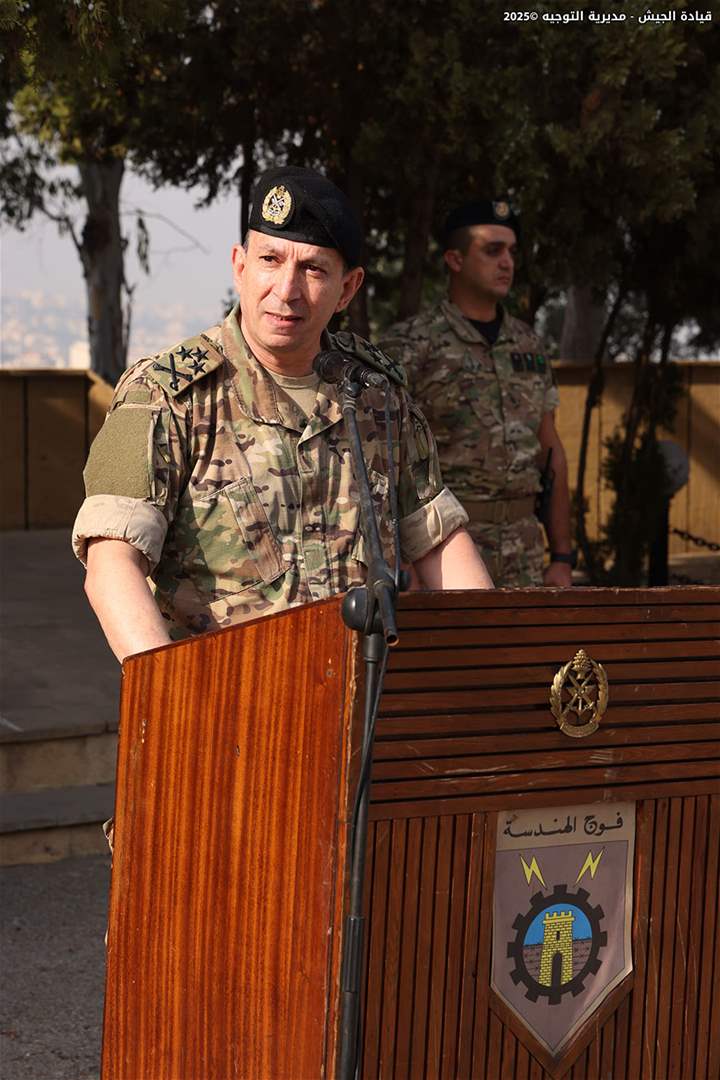 قائد الجيش: سنواصل أداء مهامنا مهما بلغت الصعوبات