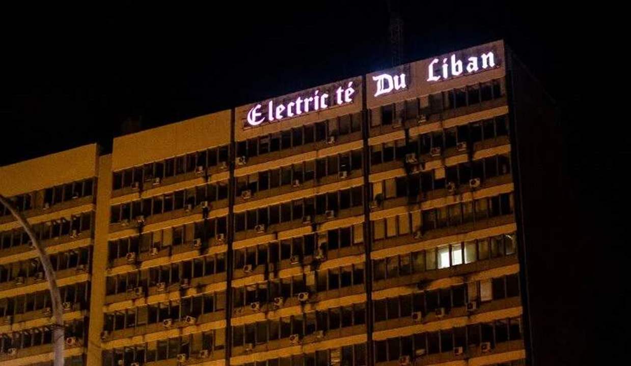 تدريجياً.. الكهرباء ستصل الى بيوتكم بعد ٣ ايام عتمة