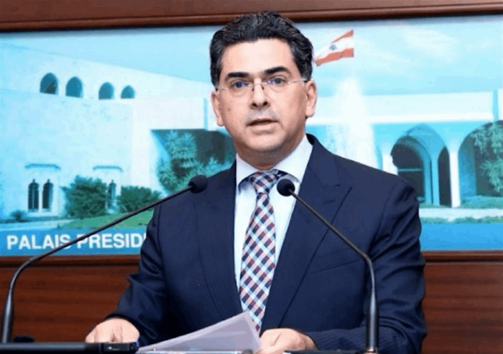 وزير الاعلام بول مرقص يتلو مقررات الجلسة الوزارية