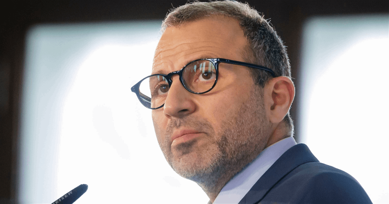 &quot;لا نريد المسرحيات&quot;.. باسيل عن سلاح حزب الله: ربنا يوفّق! 