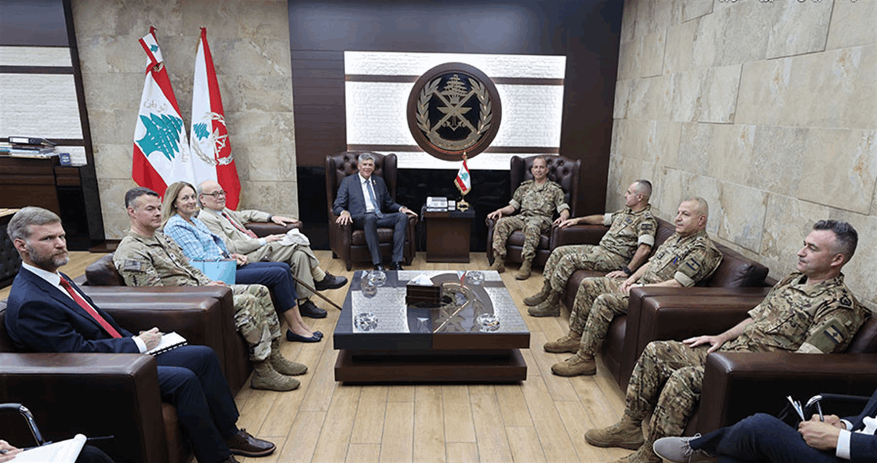 قائد الجيش امام وفد من الكونغرس: نشدد على دور اليونيفيل 