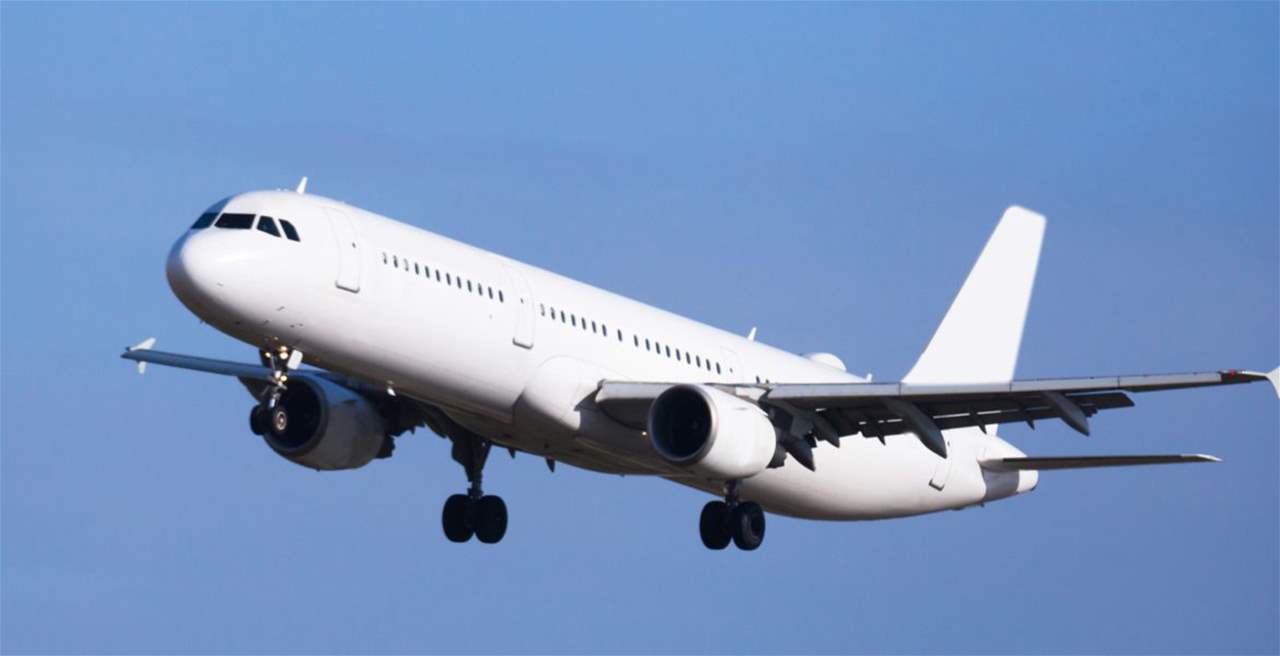 حالة ذعر داخل طائرة متجهة الى بيروت