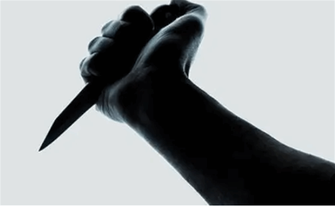 طعن عمه حتى الموت وحاول الفرار إلى سوريا.. هذا ما حصل