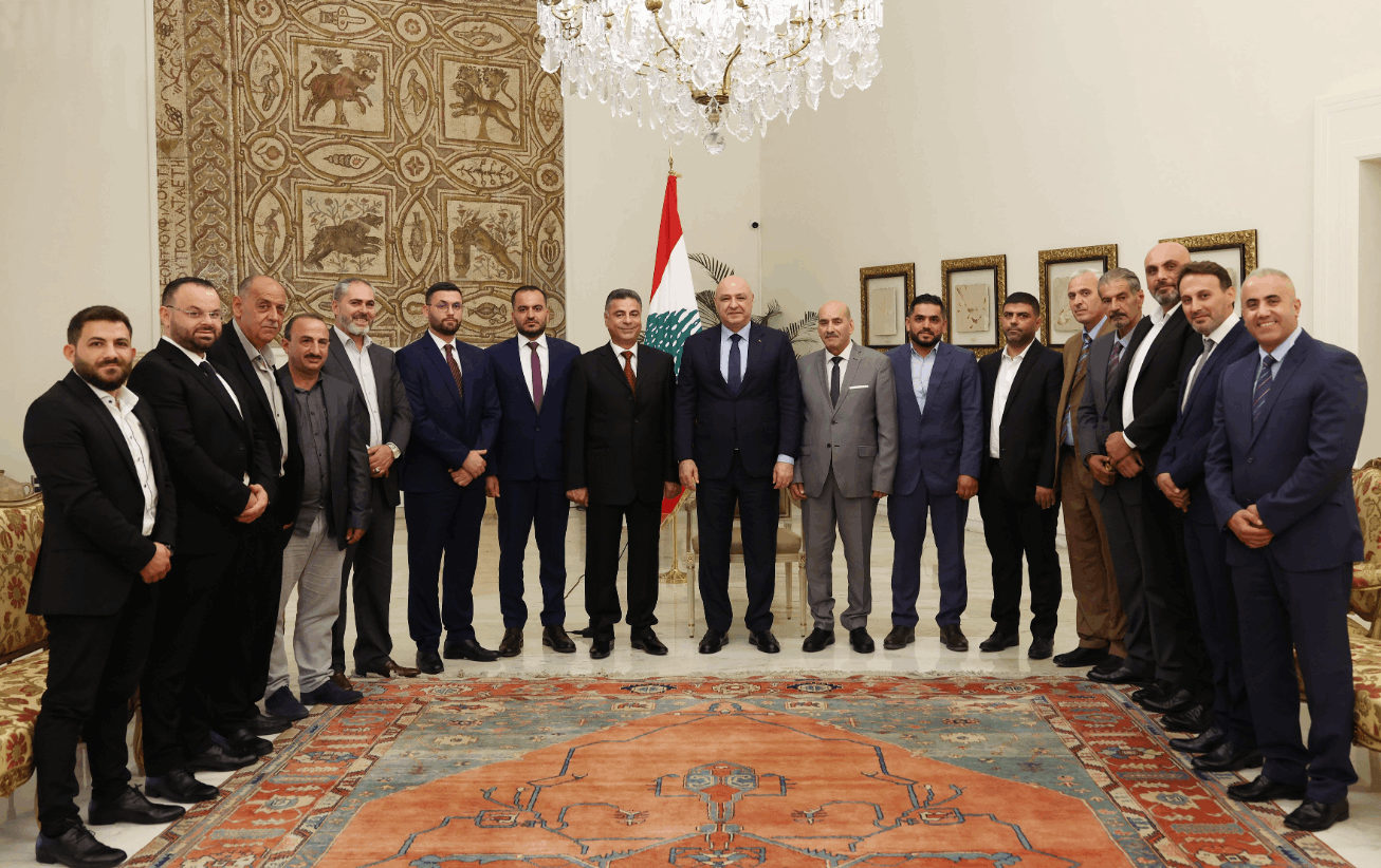 الرئيس عون أمام وفد عكاري: &quot;أنا بعرف عكار.. خدمت فيها&quot;