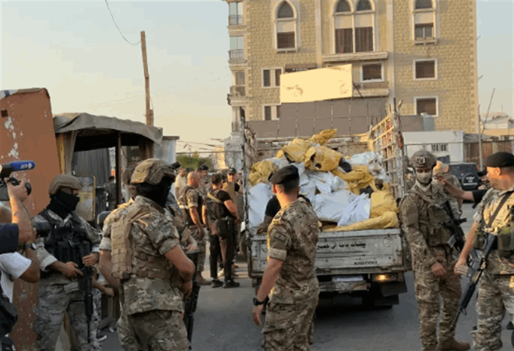 انتهاء عملية تسلم السلاح الفلسطيني في مخيمات صور.. ماذا في التفاصيل (فيديو)  