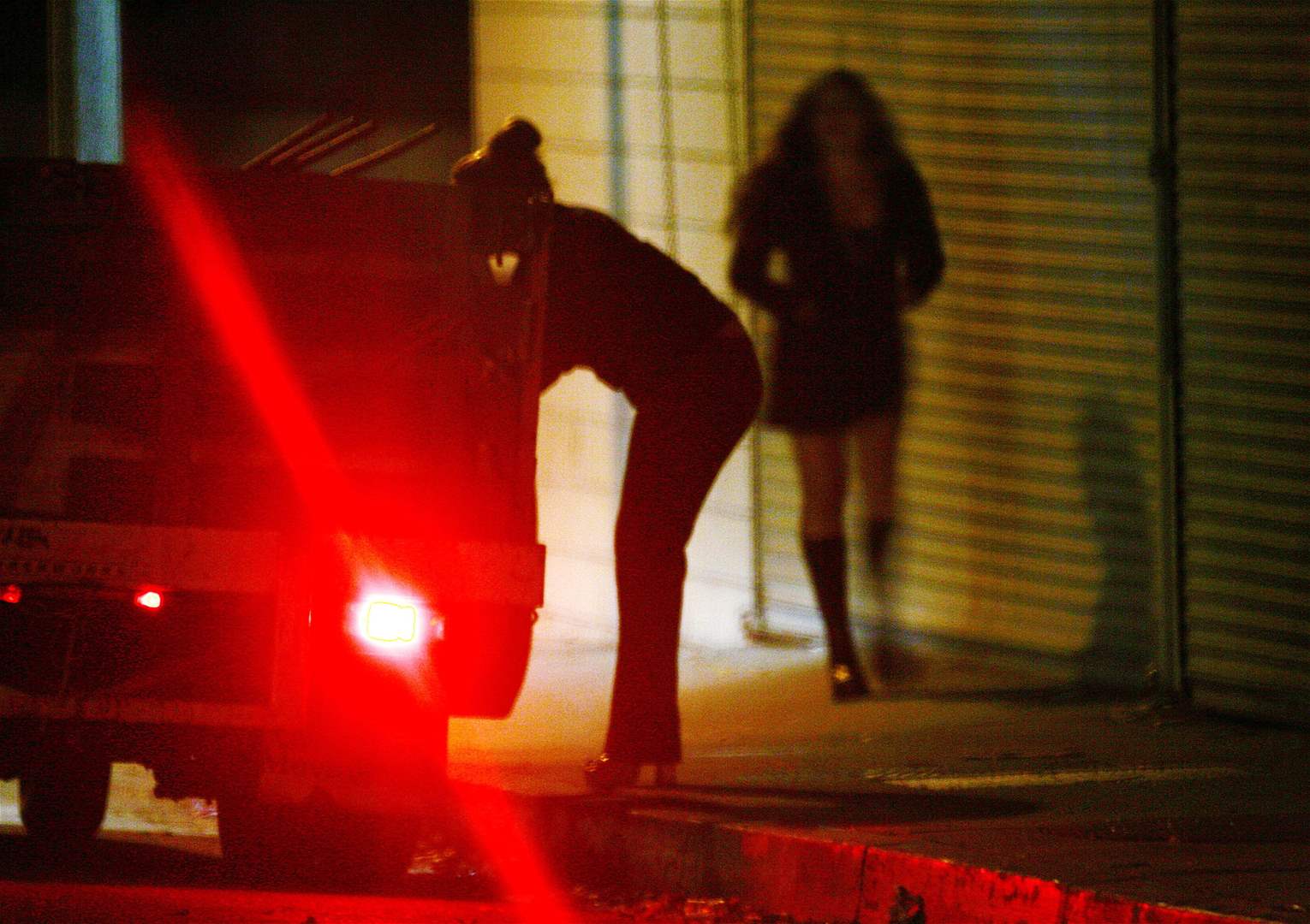 بين الضاحية وجونية… الإيقاع بـ&quot;شبكة دعارة&quot; (صورة) 