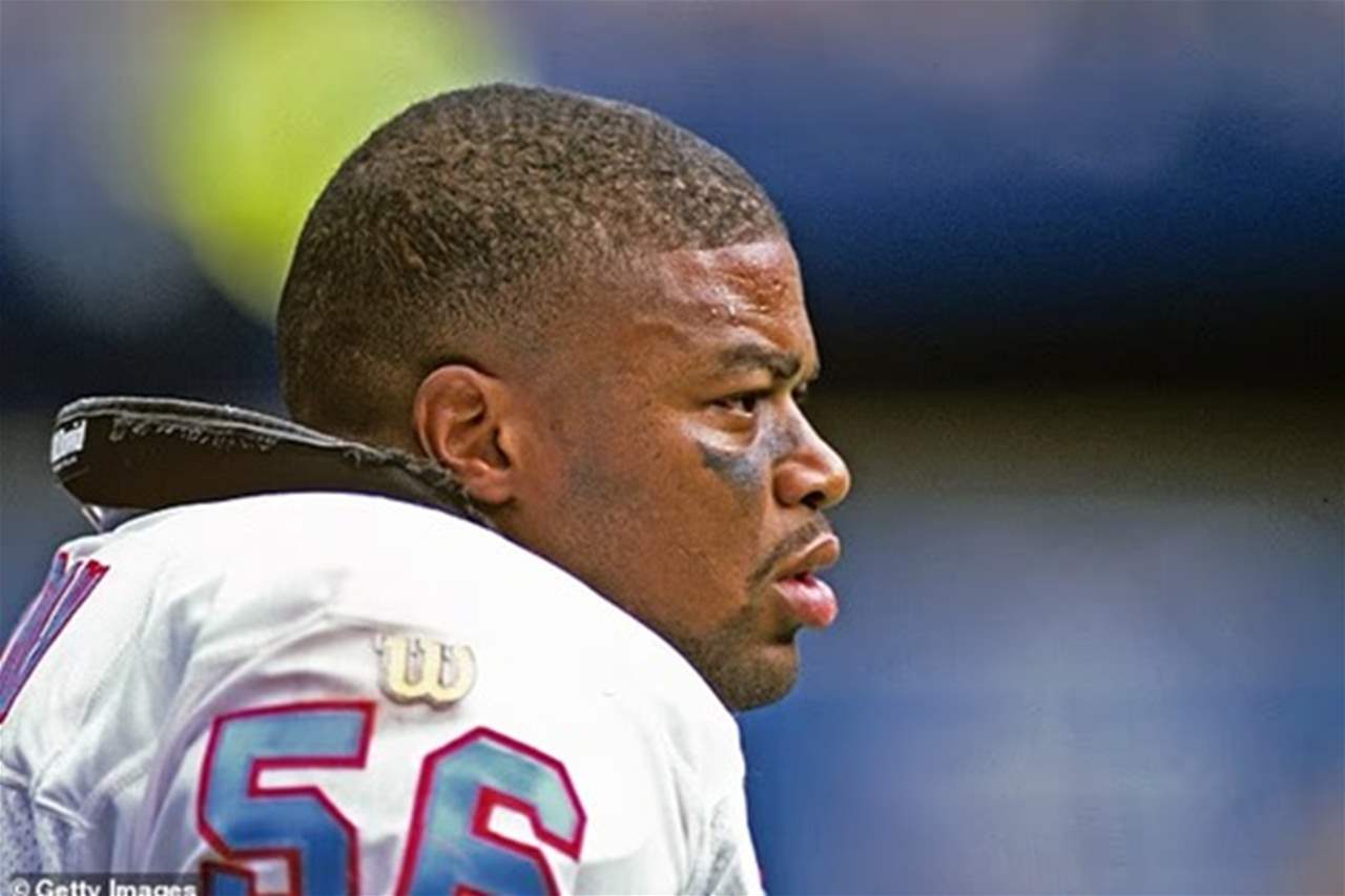 توقيف لاعب كرة القدم الأميركية في مطار بفلوريدا