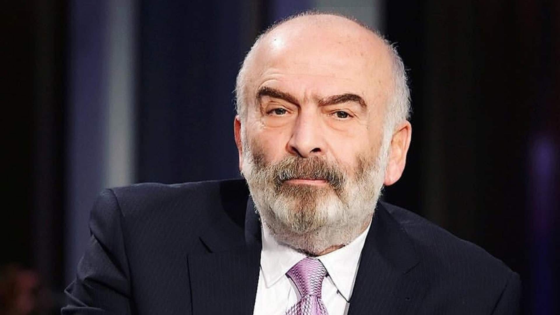 أشرف زكي يرد على سلوم حداد ببيت شعر.. والأخير يعتذر: “لم أقصد الإساءة”