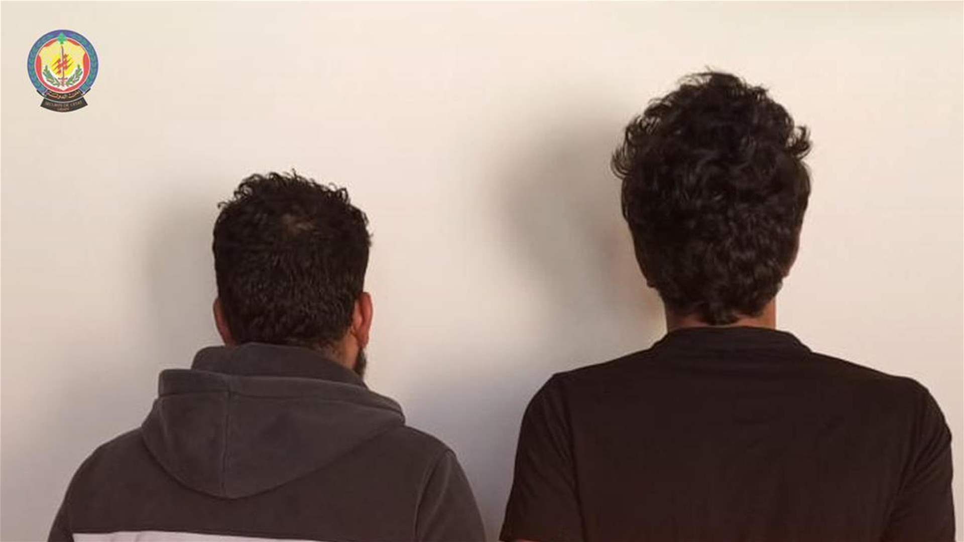 حاول قتح قنبلة بوجهة الدورية..وامن الدولة توقفه