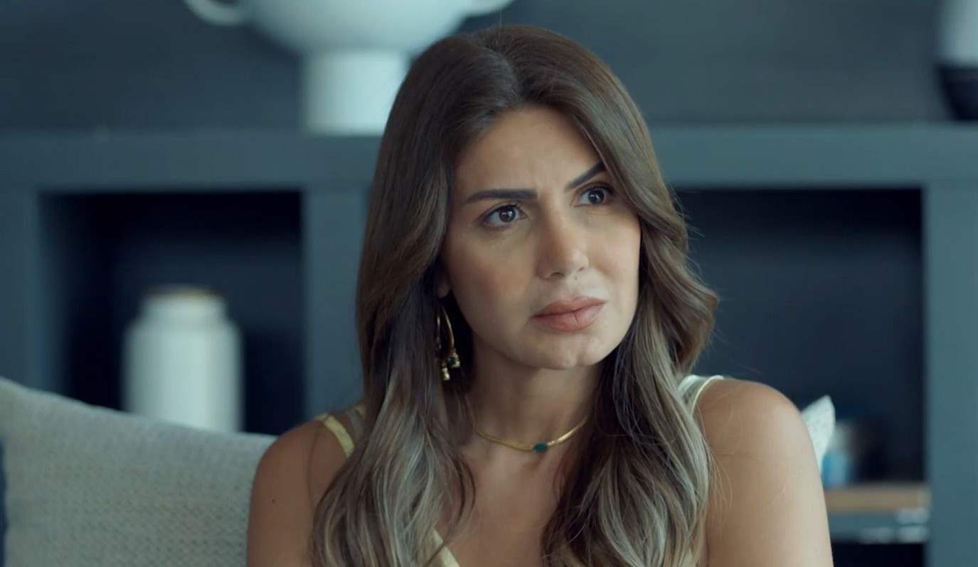 نجلاء بدر تكشف كواليس خطوبتها لمحمد منير وانفصالهما