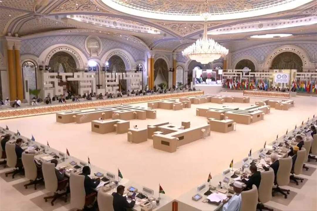 مراسلة الجديد تنقل التفاصيل من القمة العربية الإسلامية في الدوحة