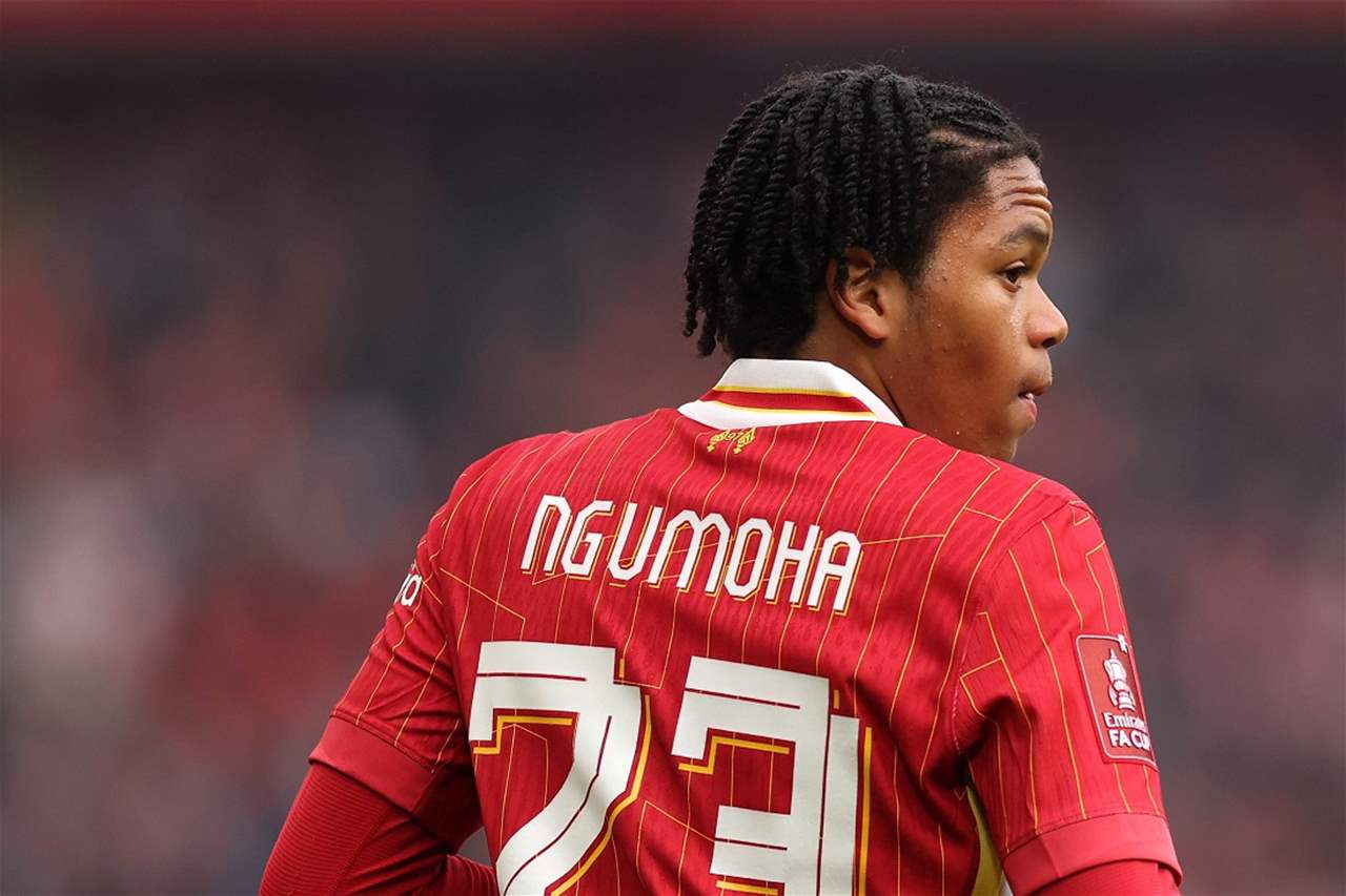 الموهبة ريو نغوموها يدخل تاريخ ليفربول