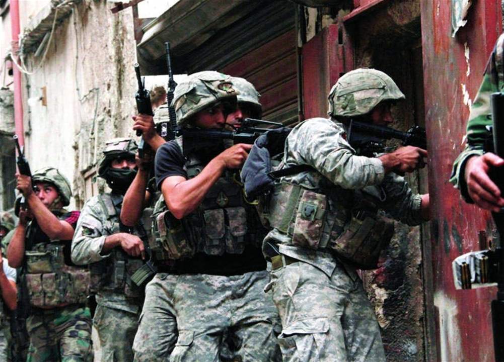 الجيش اللبناني يقبض على تجار المخدرات في مخيم شاتيلا (شاهد الفيديو)