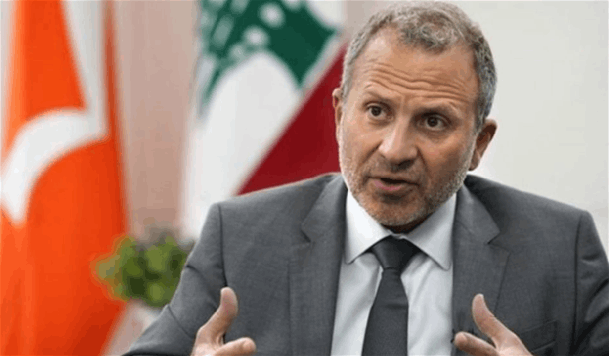 عن تسليم السلاح الفلسطيني.. ماذا علّق باسيل؟ 