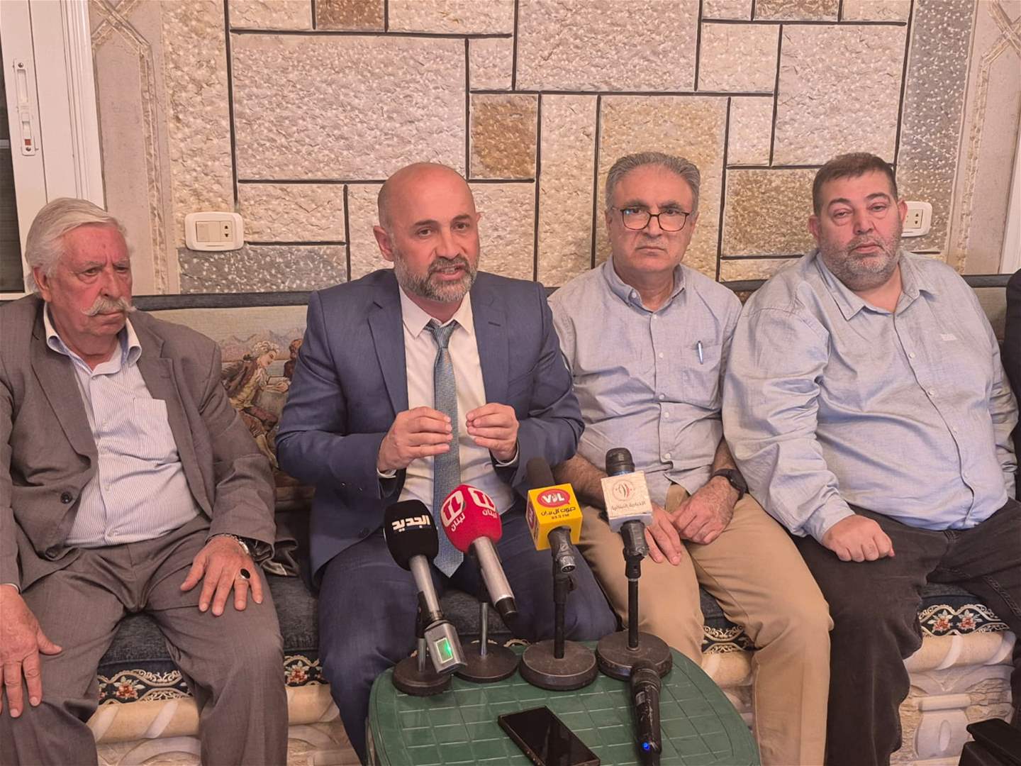 مزارعو &quot;القنب&quot; جاهزون لتسليم محصولهم.. فهل يُنقذ الموسم؟