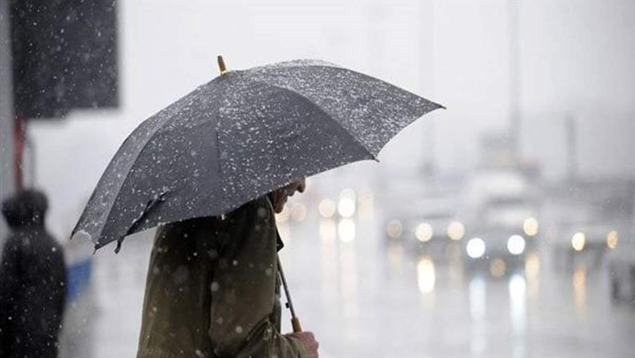 برق ورعد وتساقط حبات البرد.. محبّو الشتاء تحضّروا