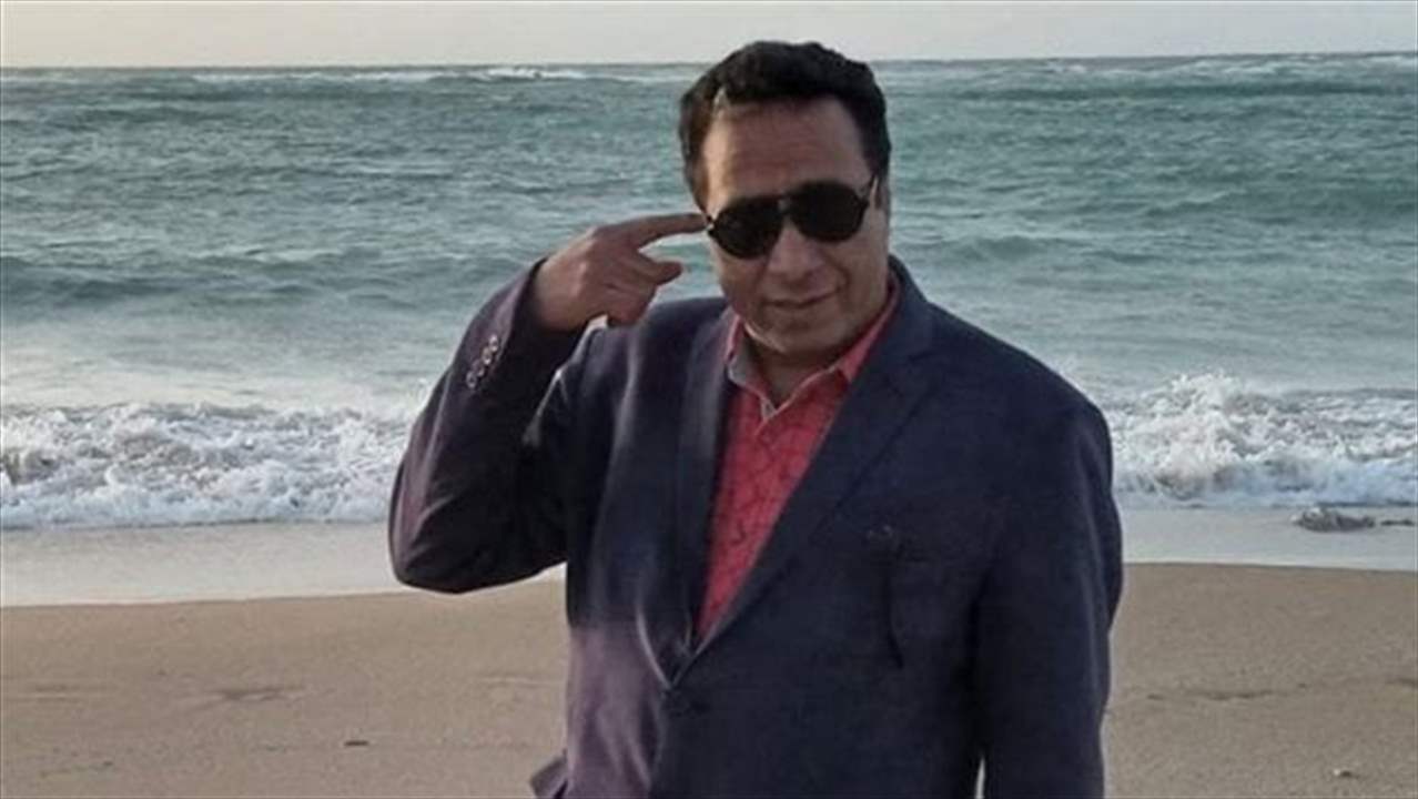 وفاة الشاعر الغنائي المصري خالد أمين