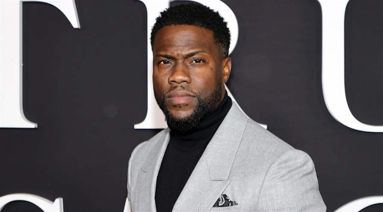 كيفن هارت يخلّد بصمته على جدار النجوم في بوليفارد الرياض 