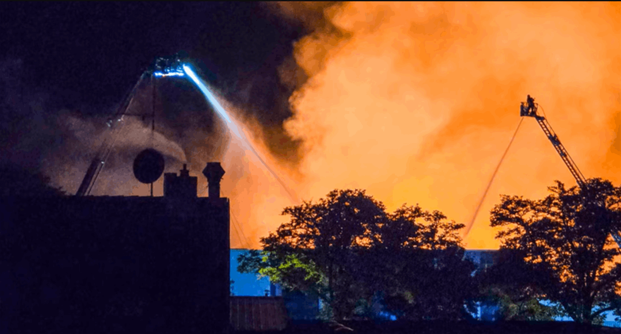 حريق.. وخسائر بالملايين! 