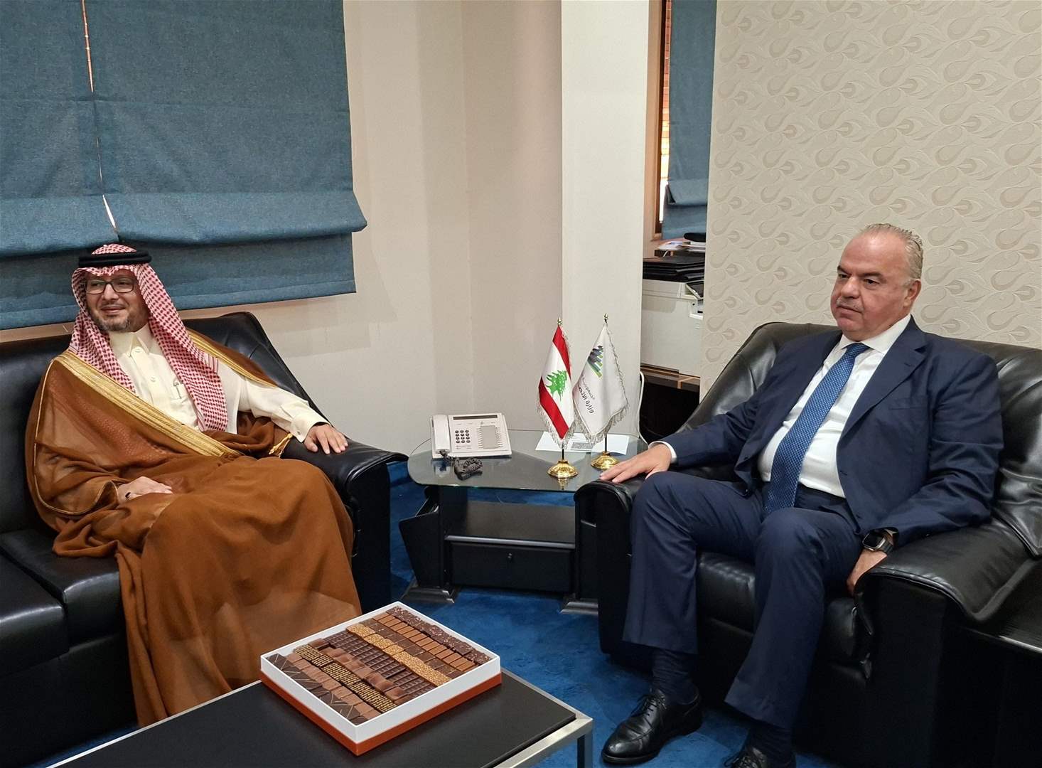 وزير الاتصالات يستقبل السفير السعودي في لبنان 