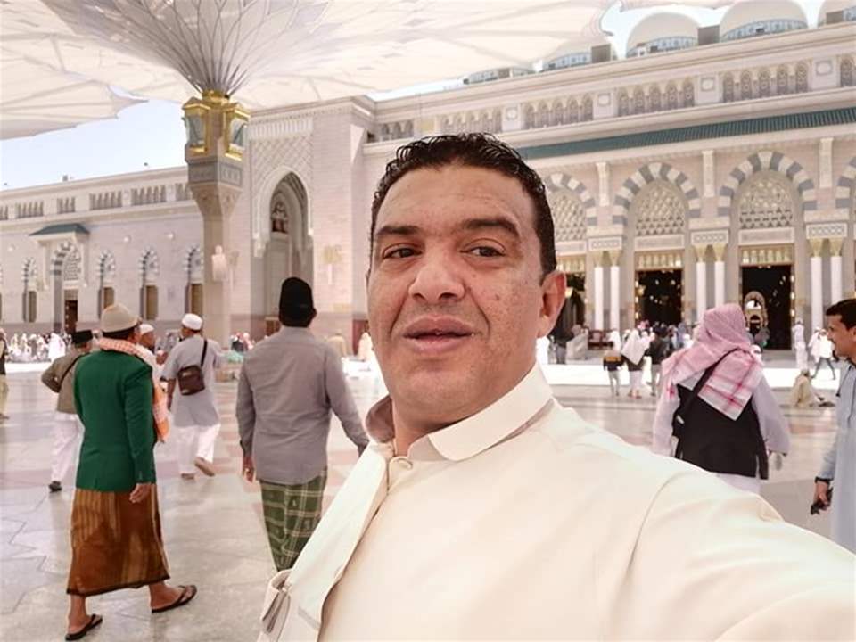 سبب وفاة الفنان اليمني علي عنبة 