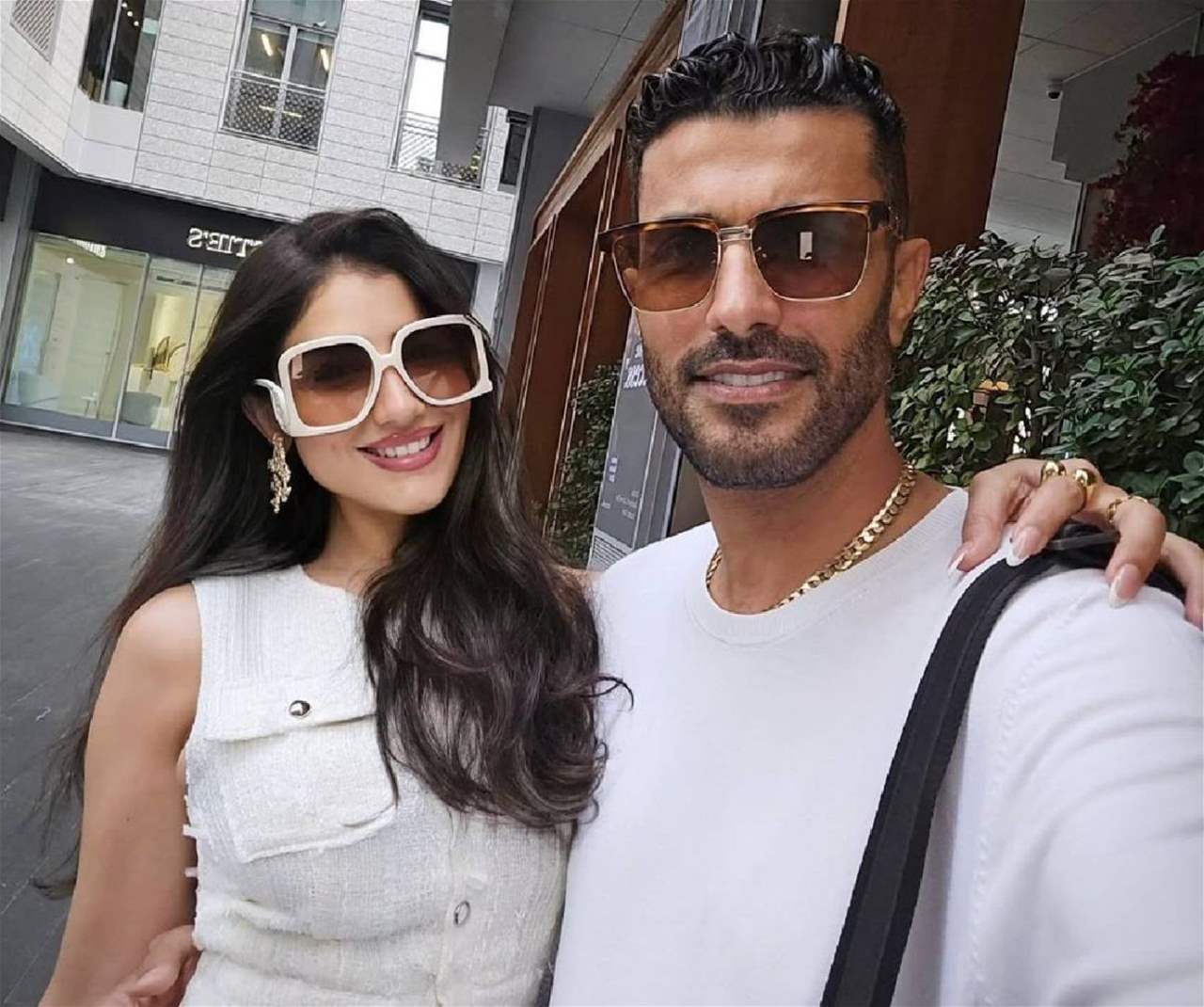 محمد سامي يهدي زوجته هدية فخمة بمناسبة عيد ميلادها 