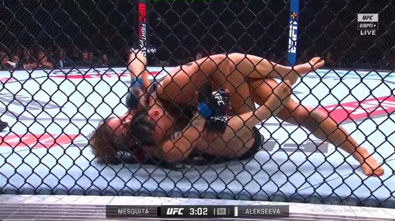 فيديو - البطلة البرازيلية خنقت منافستها الروسيّة