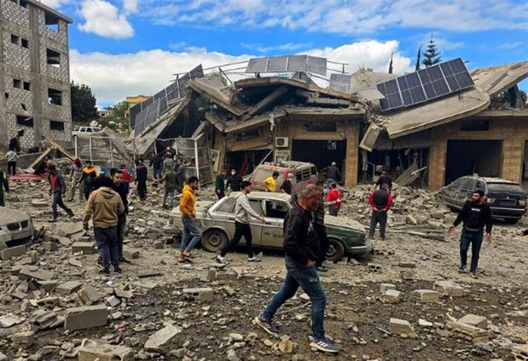 جسم معدني وكتابات عبرية.. جنوب لبنان! (صورة)