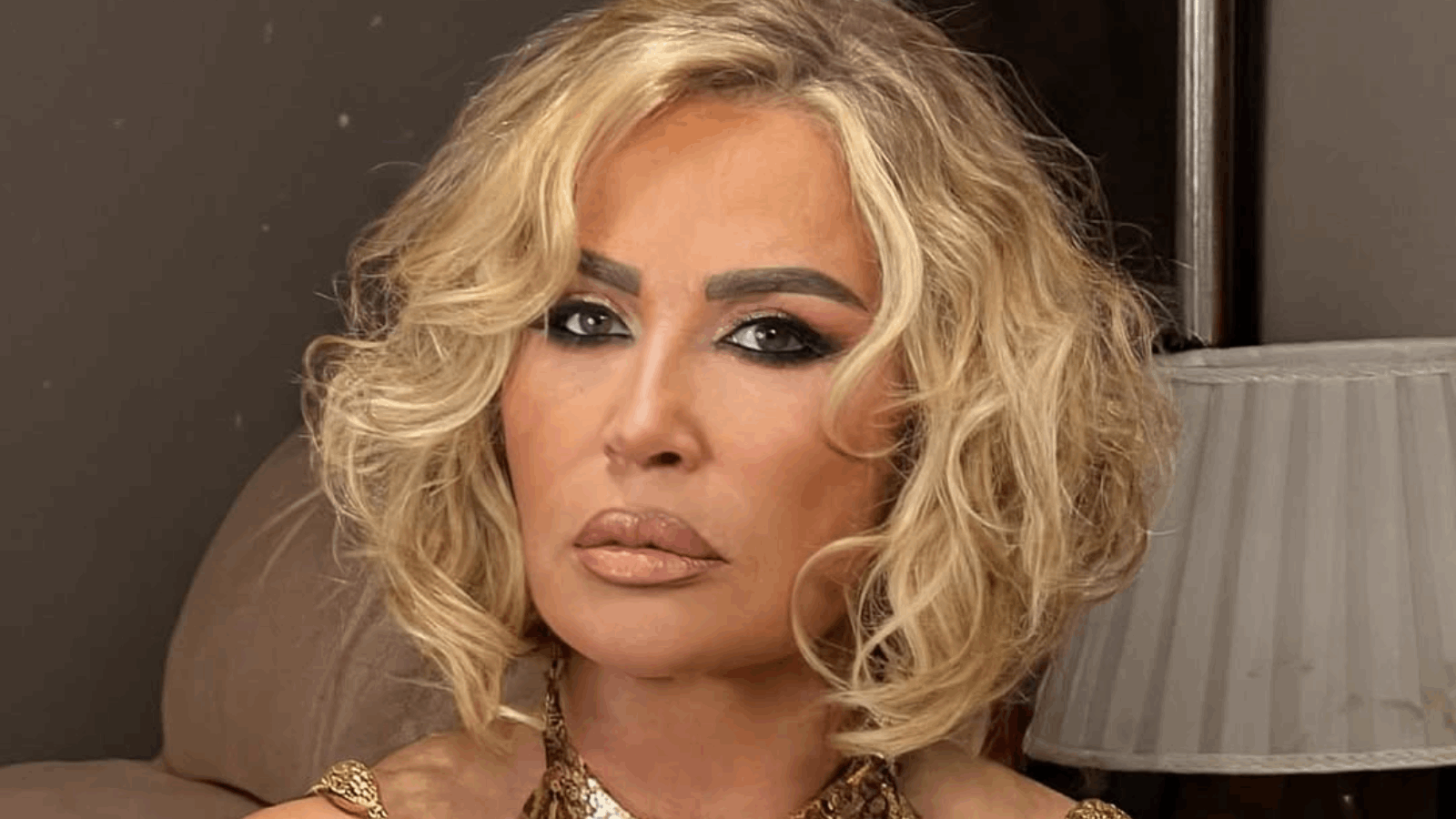 إيناس الدغيدي تردّ على منتقدي زواجها في السبعين: &quot;الزواج مش عمر... احتواء وحب ورفيق&quot;