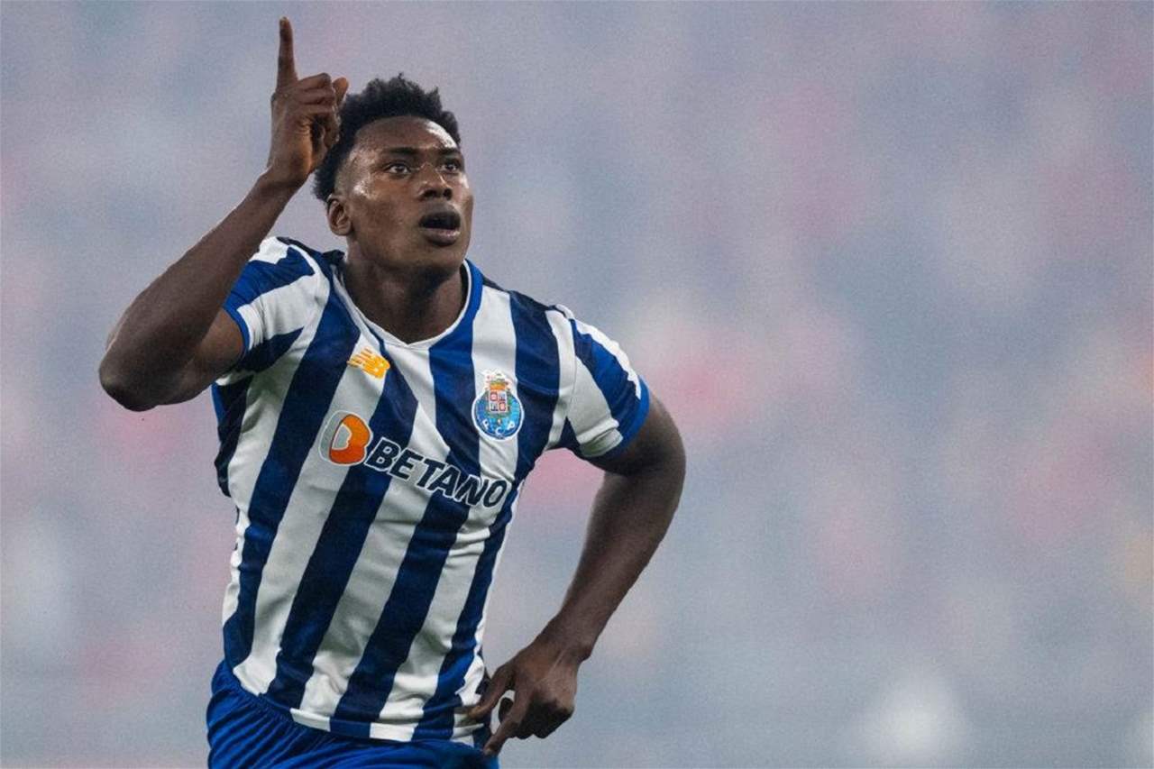 شاهدوا - هاتريك سامو يشعل موسم بورتو