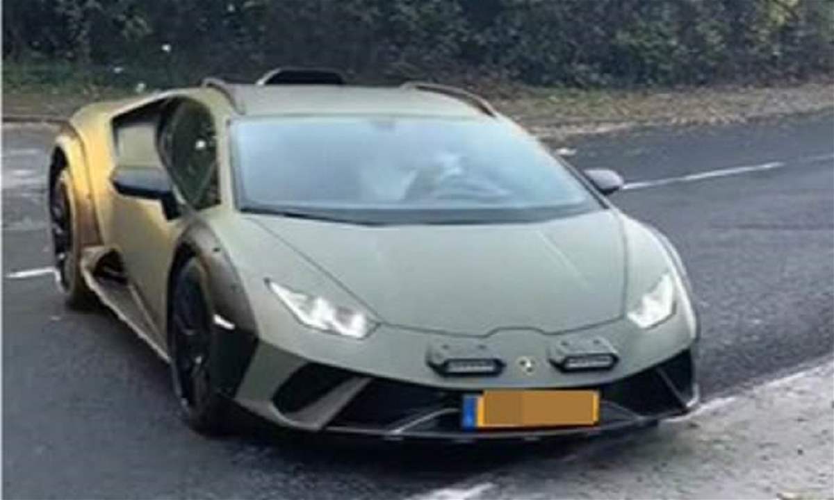 هالاند يضيف لامبورغيني نادرة إلى مجموعته
