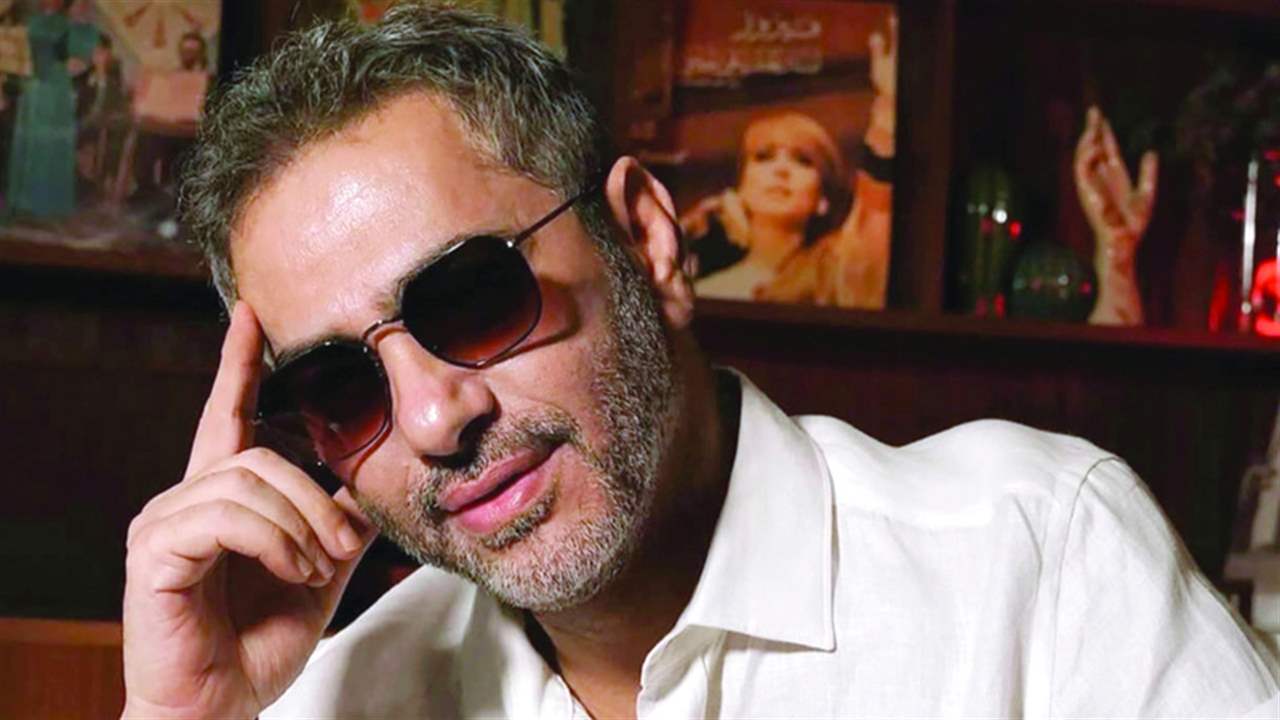 فيديو من داخل منزل فضل شاكر في مخيم عين الحلوة بعد تسليمه نفسه للقضاء اللبناني