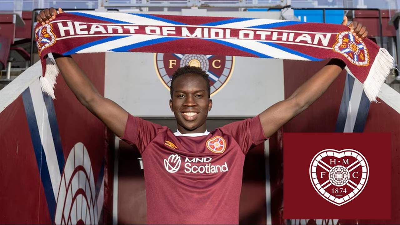 هارتس يكسر سطوة سيلتيك ورينجرز على الدوري الإسكتلندي