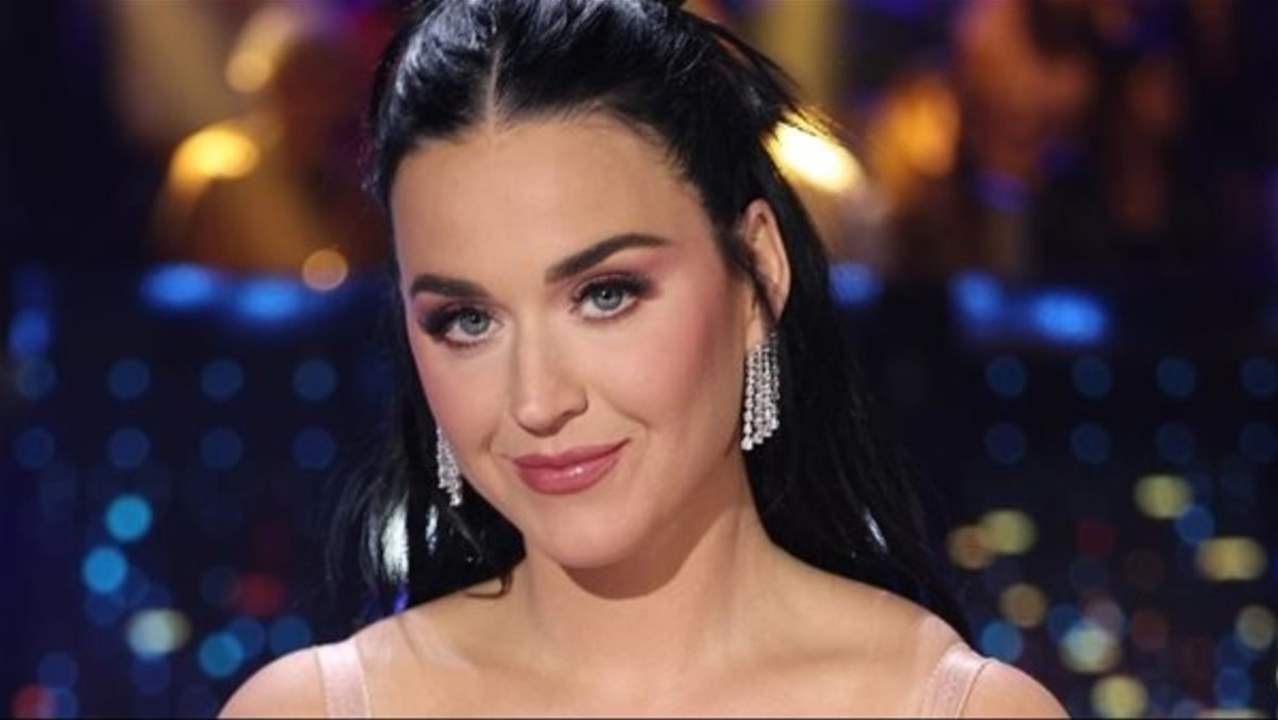 كاتي بيري تعلن رسميًا علاقتها بـ جاستن ترودو خلال حفلها في براغ