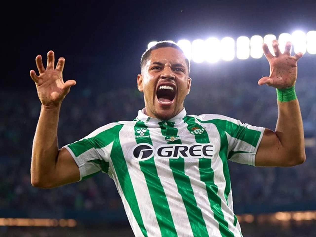 فيديو - مقصّيّة فيتور روكي المُبهِرة