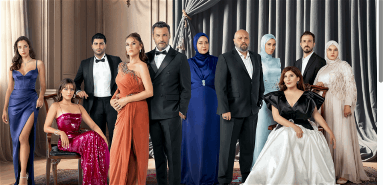 انسحابات جماعية تهزّ &quot;شراب التوت&quot;..خلافات رسائل وداع وتغييرات كبرى