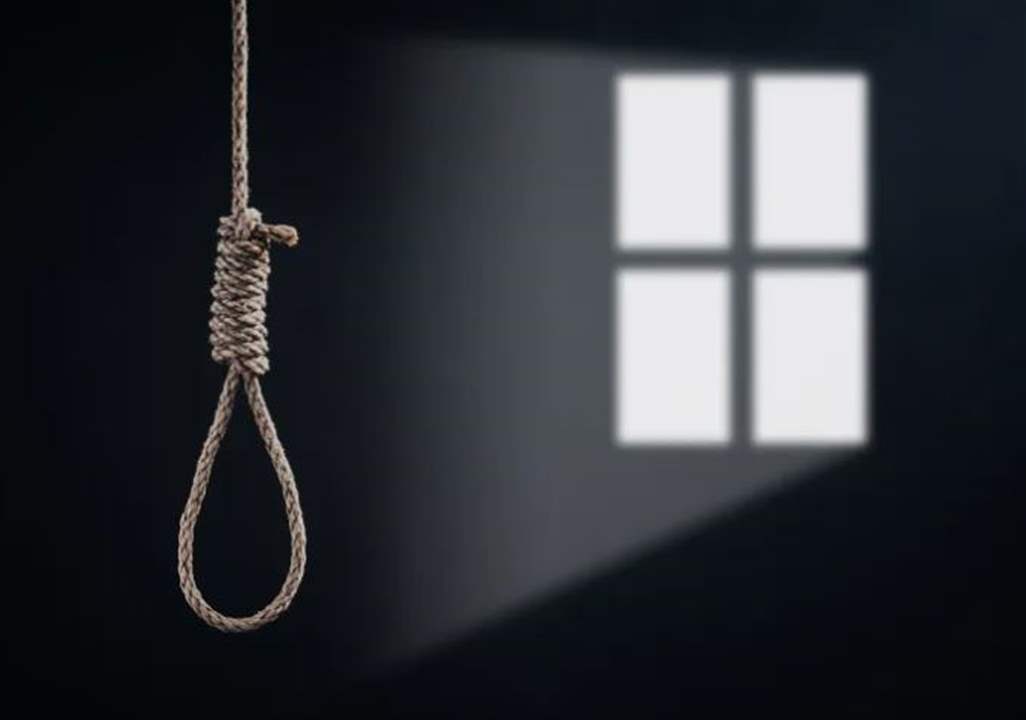 &quot;انتحرتا&quot;.. في لحظة واحدة! 