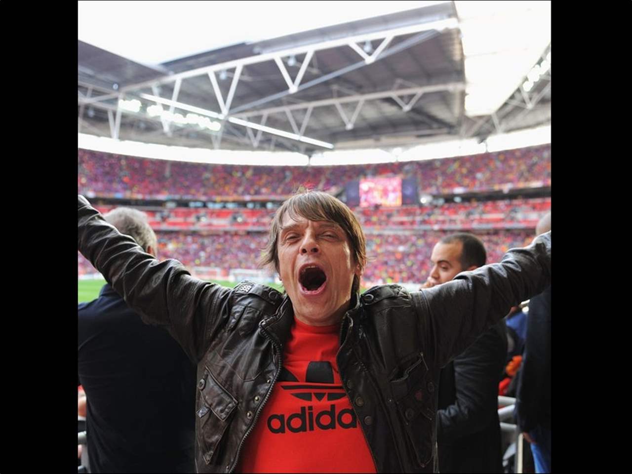 وفاة الفنان الذي أنشد &quot;صوت مانشستر&quot;