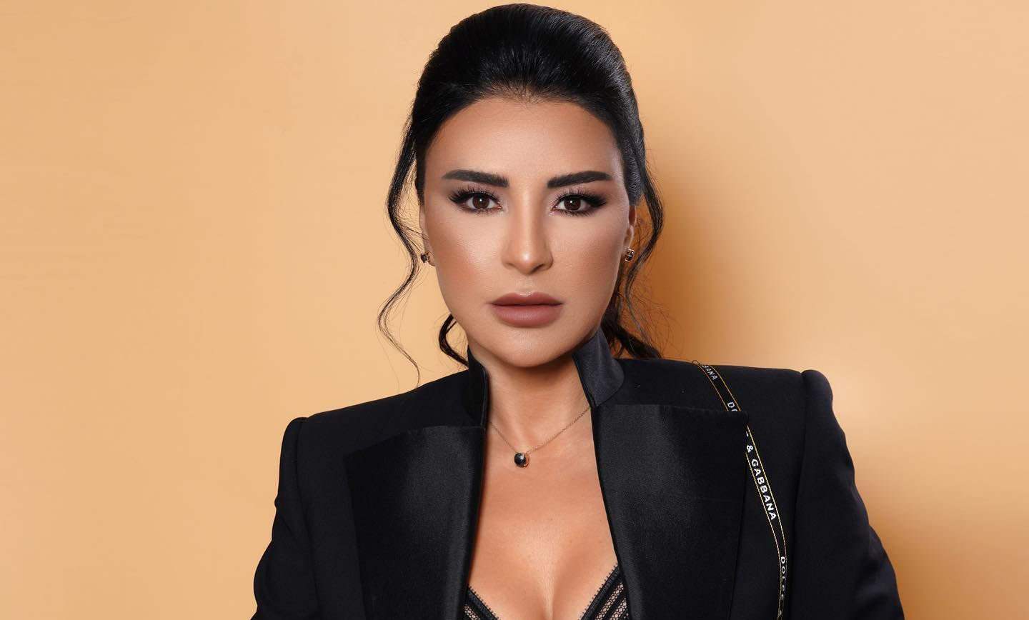 ماغي بو غصن تردّ على الانتقادات: لست مسؤولة عن أحد