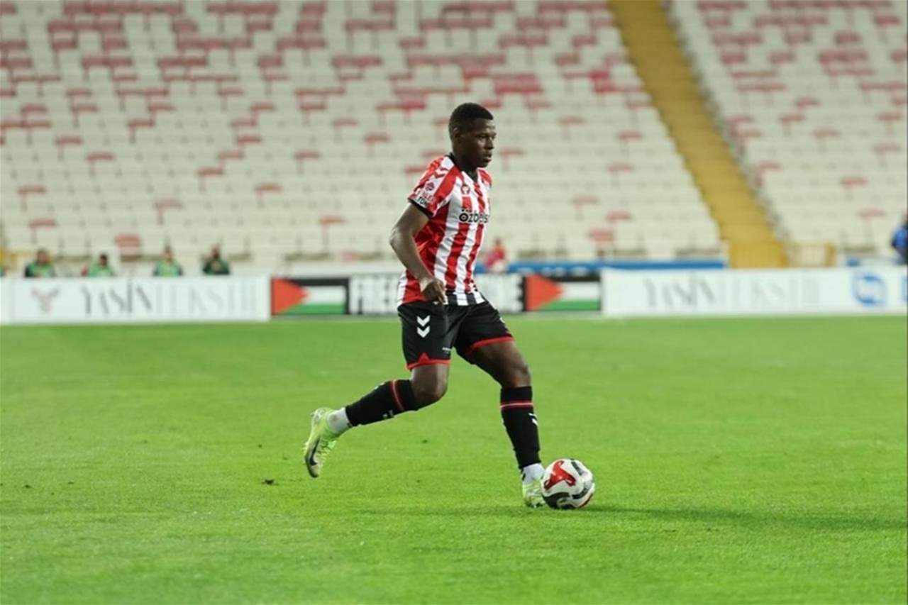 نادي تركي يلاحق لاعبه قضائياً بعد هروبه المفاجئ إلى البرازيل