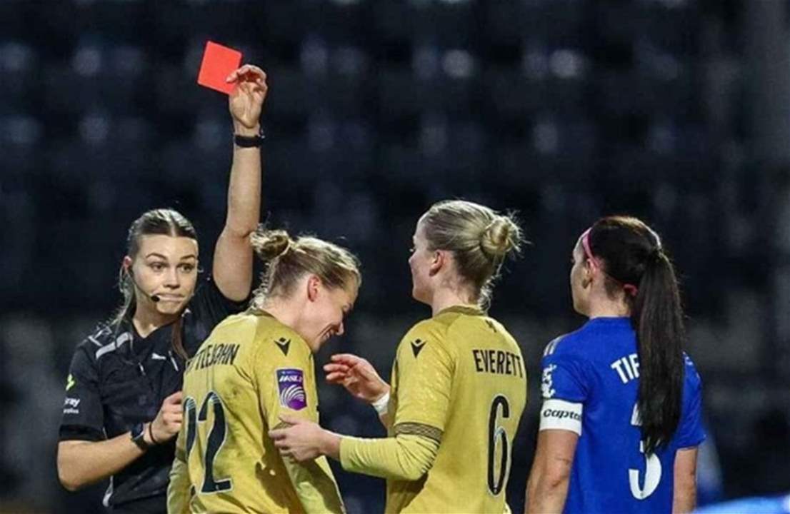 فيديو - أسقطت منافستها على طريقة فنون القتال المختلطة