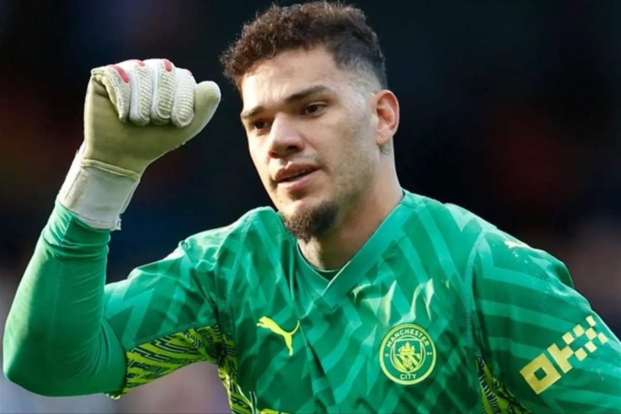 فيديو - إيدرسون يتألق في لحظة إنسانية مع طفلة صمّاء