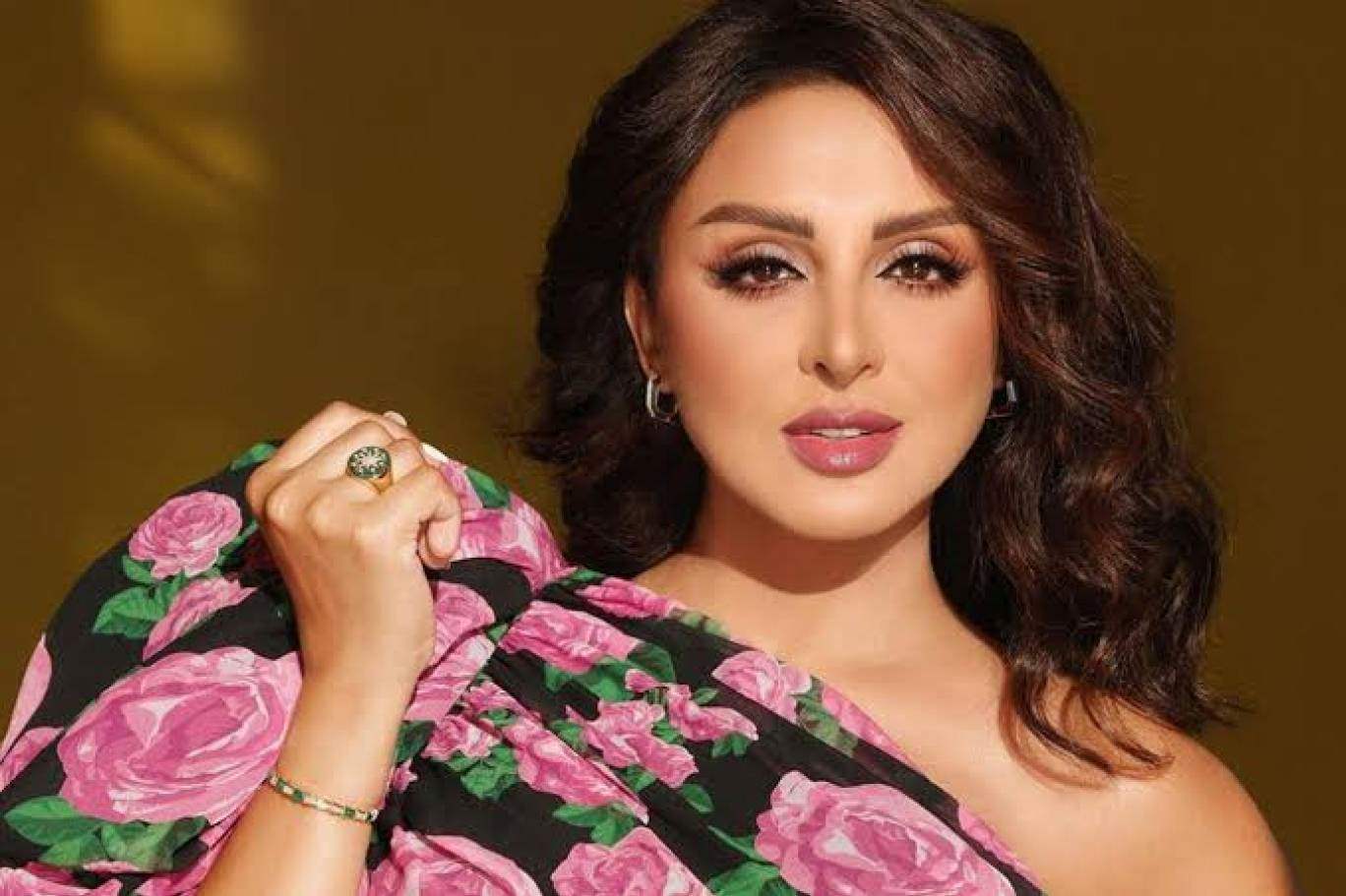 دعاء أنغام لـ تامر حسني يتحوّل لجدل: وصف الأهرامات بـ&quot;المكان المبارك&quot; يثير الغضب