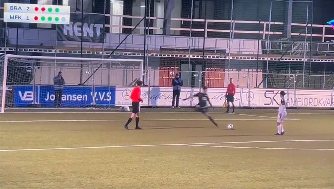فيديو - ركلة ترجيح &quot;مجنونة&quot; في ملحق الدوري النرويجي