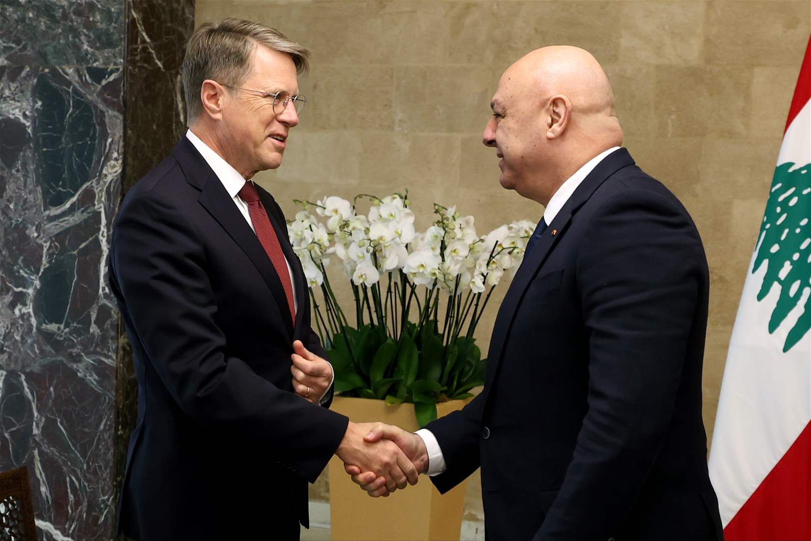 &quot;جنّبنا لبنان جولة جديدة من العنف&quot;.. مواقف جديدة للرئيس عون