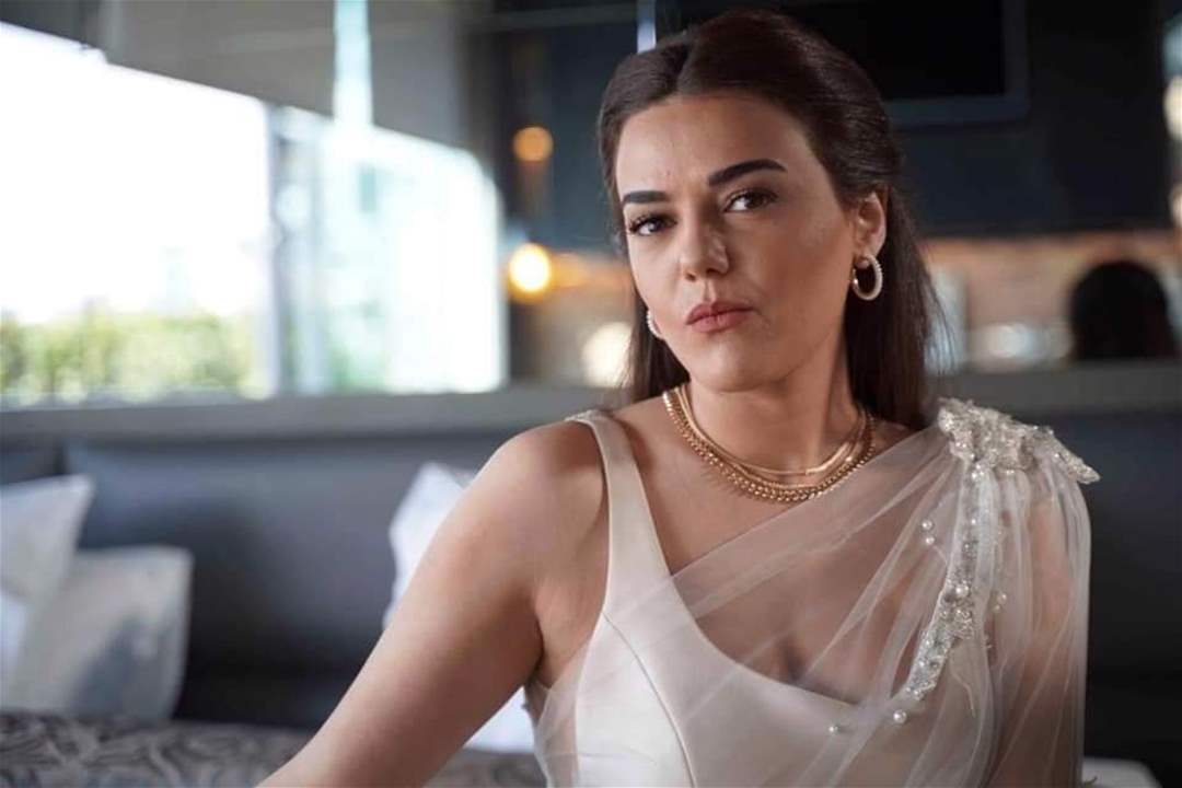 دانا مارديني في رسالة مؤثرة عن يوم التحرير: “سوريا حلمٌ لم يكتمل… والعدالة قادمة”