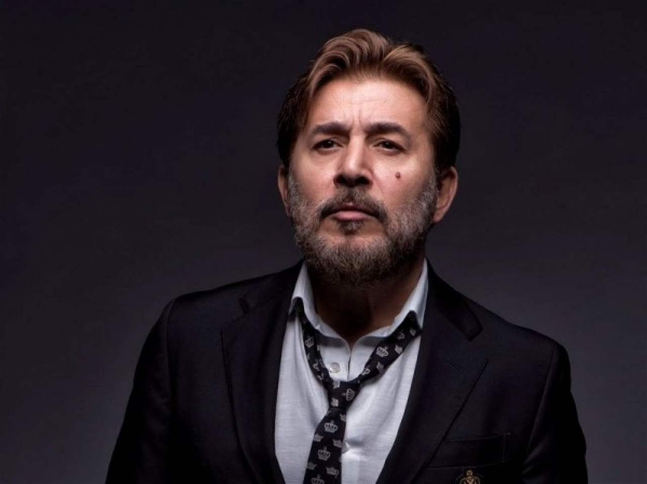 رسالة إنسانية من عابد فهد في ذكرى سقوط النظام: “سوريا تبدأ من جديد… وبحاجة لكل أبنائها”